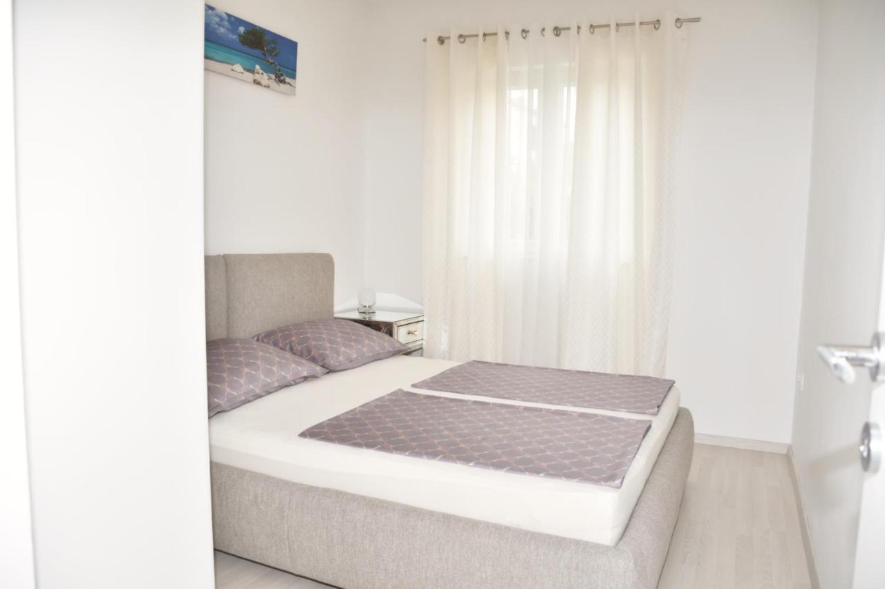 Apartment Josip 2 Tribalj Eksteriør billede