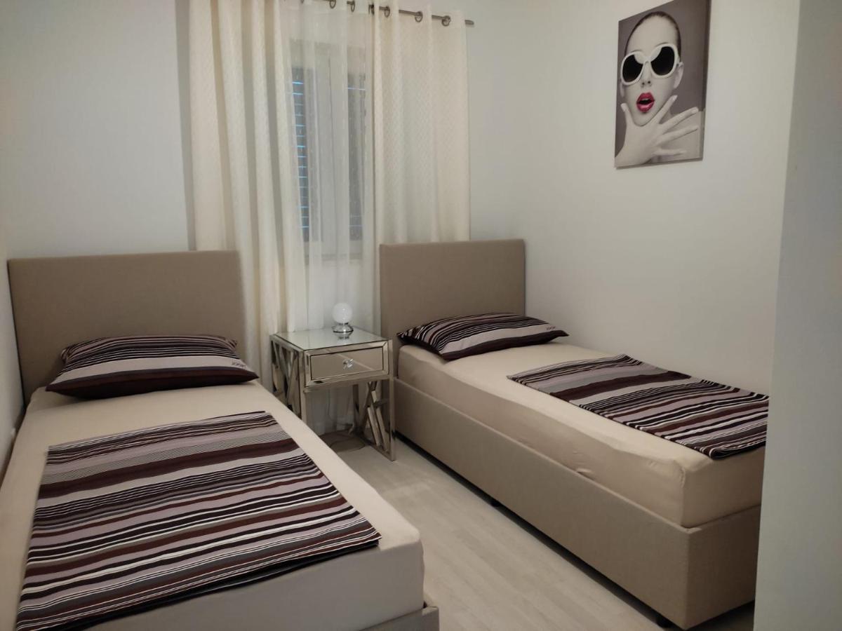 Apartment Josip 2 Tribalj Eksteriør billede